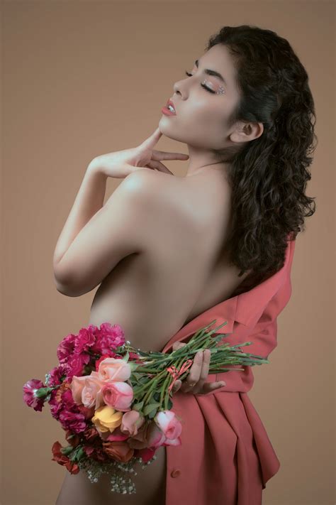 Camilla+Araujo+Pink+Pics+Free+Download Photos, Download The BEST Free ...