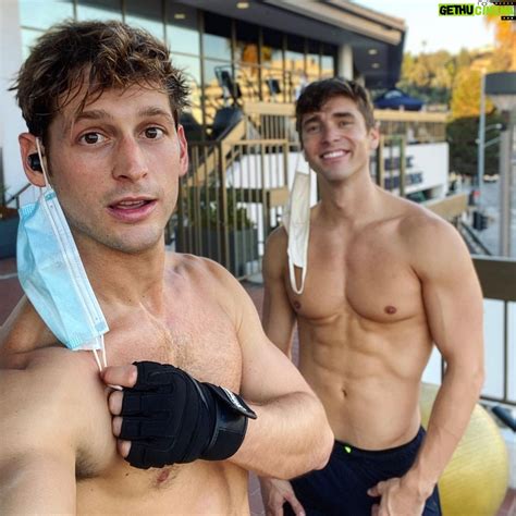 Andrew Neighbors Wiki, Biography, Age, Photos, Spouse and more