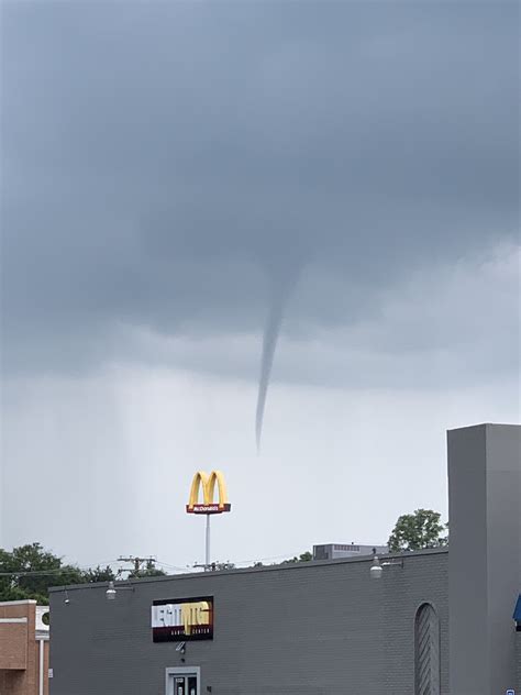 Small funnel cloud seen over Owensboro | Eyewitness News (WEHT/WTVW)