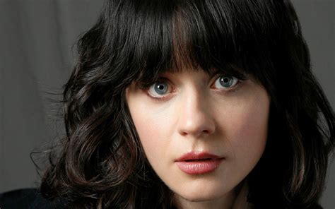 Zooey Deschanel Wallpaper