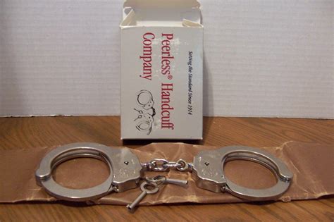 Peerless Handcuff Co. Mdl 400N-Stn Nkl Chain Link Hndcuff-EXTREMELY ...