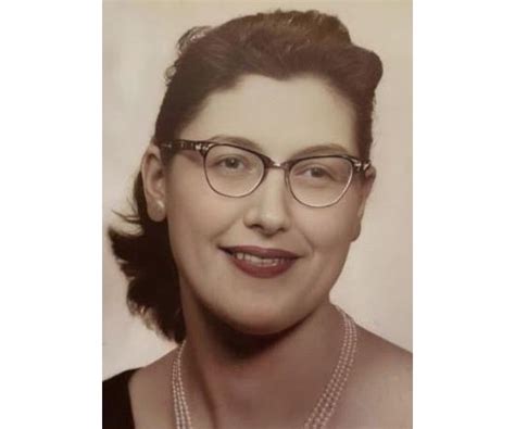 Winnie Wentworth Obituary (1928 - 2025) - Greenfield, MA - The Recorder