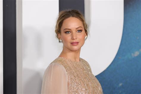 Jennifer Lawrence - thisisthedarlingdaily