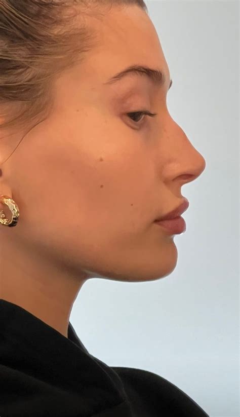 Hailey Bieber | Greek nose, Big nose beauty, Pretty nose