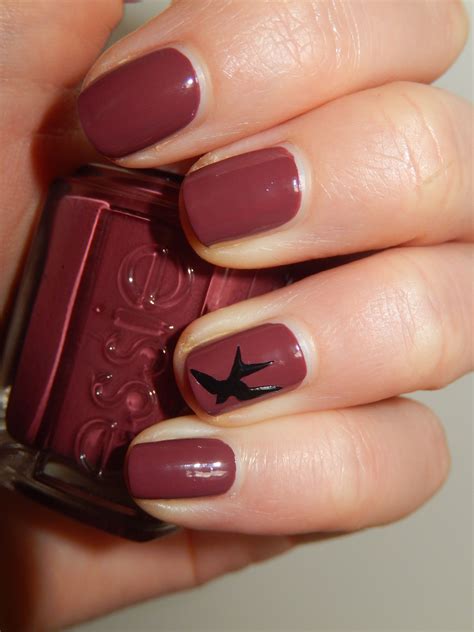 Essie - Angora Cardi www.ohmyskin.be