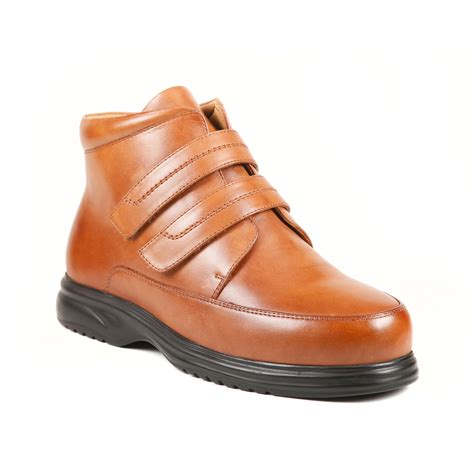 Extra Wide Boots / Blog