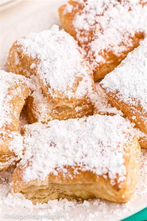 Easy New Orleans-Style Beignets Recipe • MidgetMomma