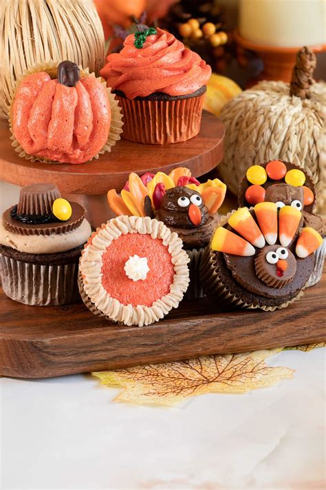 Cupcake Decorations Thanksgiving at Reynaldo Leahy blog
