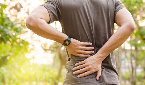What Is MS Hug - A Guide To Symptoms, Treatments & Causes