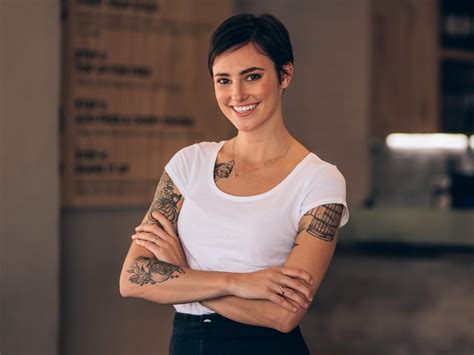 DEAR ABBY: Mom's unwelcome comments about ink need to dry up | Toronto Sun