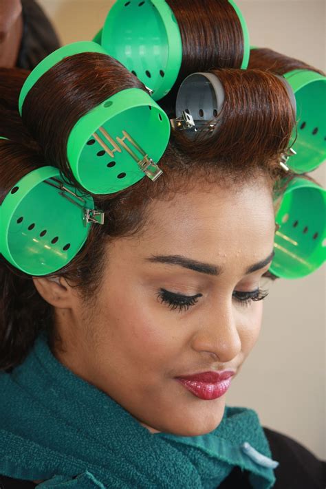 How To Use Hair Rollers Different Sizes at Norris Parish blog