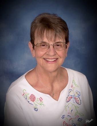 Massillon, OH Funeral Home & Cremation | Paquelet and Paq...