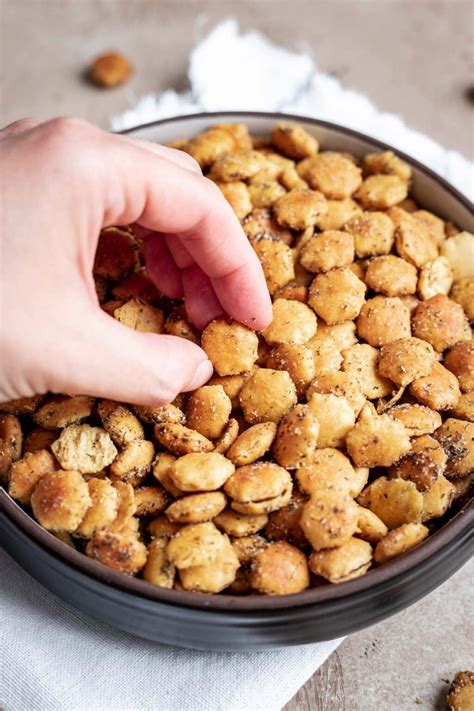 Ranch Oyster Crackers Recipe (Great for Soup!) - Dinner, then Dessert