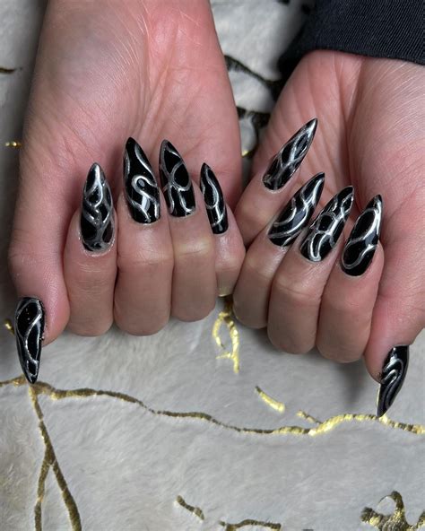 Black and Silver Nails: 30 Perfect Designs for a Special Occassion ...