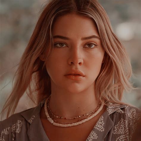 Sarah Cameron Outer Banks Icon | Cameron hair, Men haircut curly hair ...