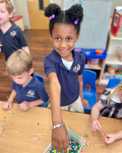 5 Crafts to Help Teach Preschoolers Fine Motor Skills