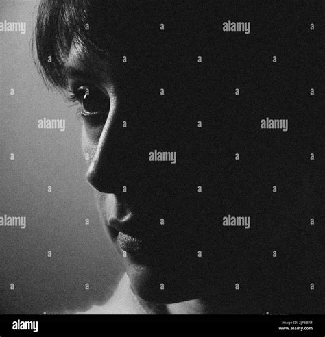 DESIREE GARCIA, GUY AND MADELINE ON A PARK BENCH, 2009 Stock Photo - Alamy