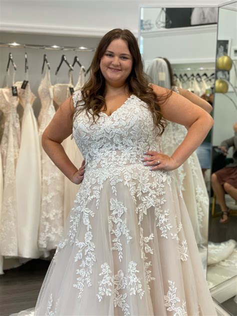 Stella York New Wedding Dress Save 53% - Stillwhite