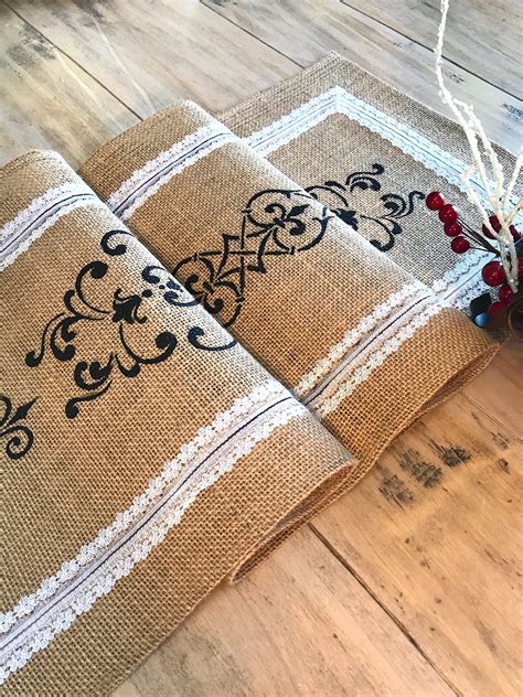 Burlap Table Runner Linens at John Bing blog