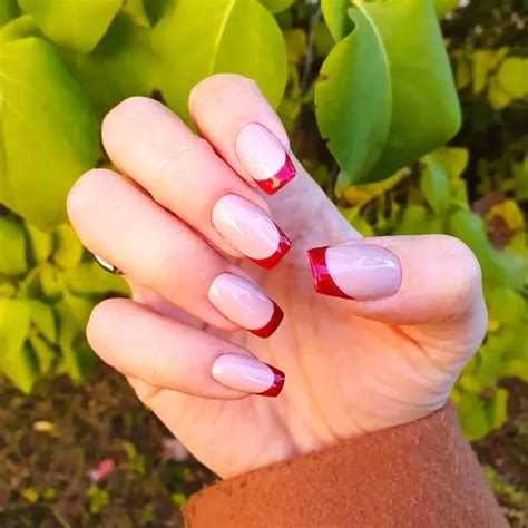 Gel manicure Warsaw Wroclaw 300 Colours Shellac