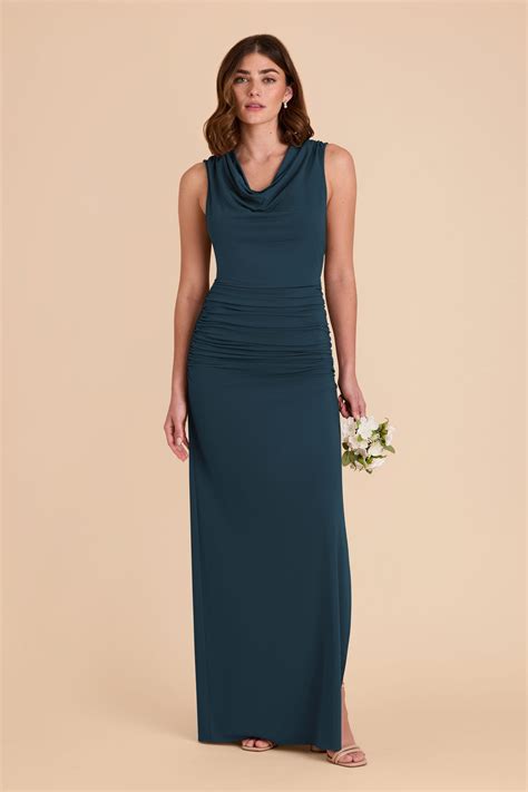 Bouquets With Dark Blue Bridesmaid Dresses