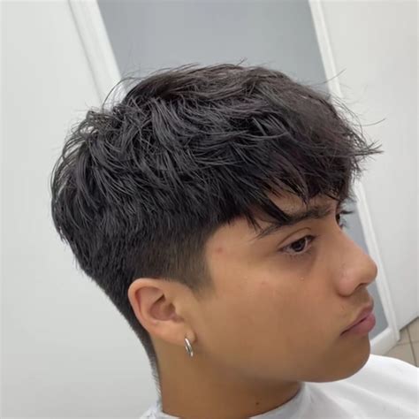 Pin de Sam en Taper fade short hair en 2025 | Cortes de pelo masculinos ...