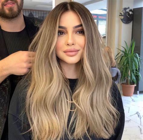 Pin by Claudia Godinez on Hair inspiration | Jlo hair, Perfect blonde ...