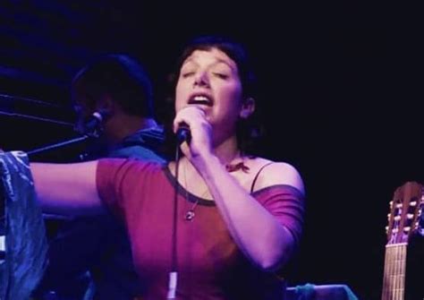 A capella: Vivi Vargas y sus invitados, por Instagram