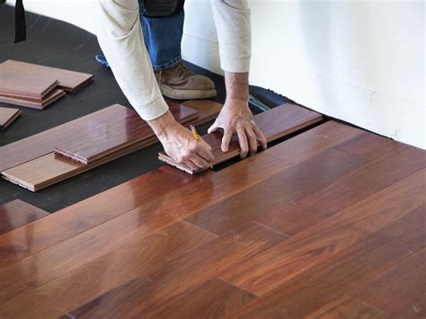 How Do I Calculate Much Vinyl Flooring Need | Viewfloor.co