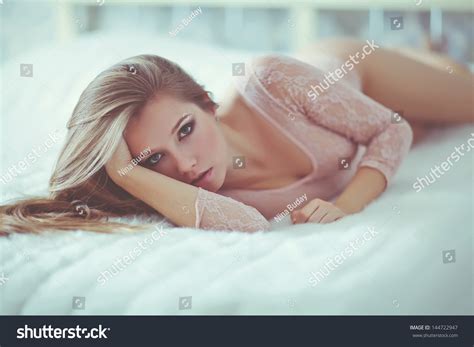 6+ Thousand Nude Woman In Bed Black And White Royalty-Free Images ...