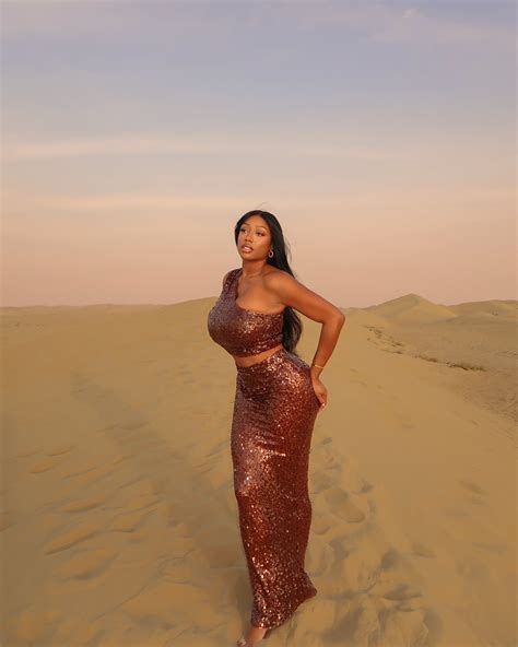 𝓥𝓲𝓿𝓲 🥥📍Miami, FL (@vivipanamera) • Instagram photos and videos