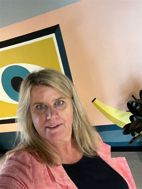 Kylie Brooks (Essing) on LinkedIn: #metherapy #leadershiptherapy #strategichypontherapy # ...