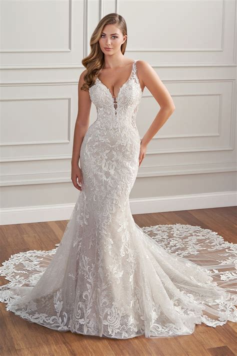 Lace Wedding Gown Low Back