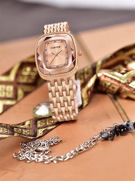 Buy Sandy D Carter Women Embellished Dial & Straps Analogue Watch Sandy D Carter 143 RG ...