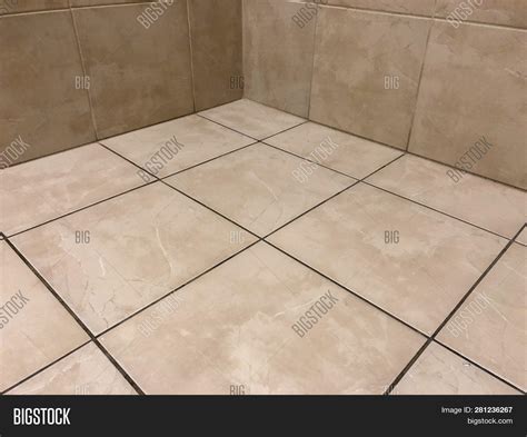 18X18 Tile Flooring