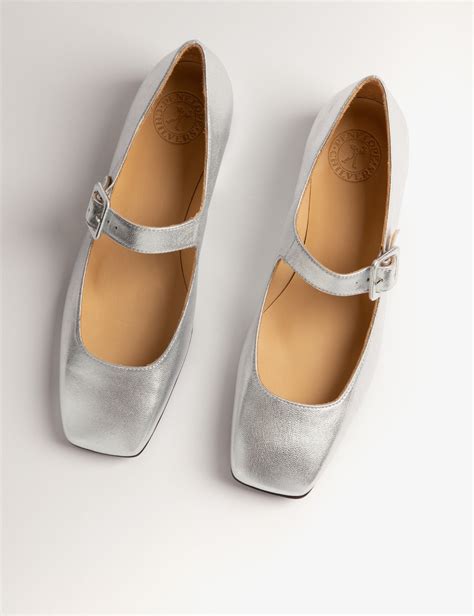 Low Mary Jane Leather Shoe - Silver | Women's Shoes | Penelope Chilvers