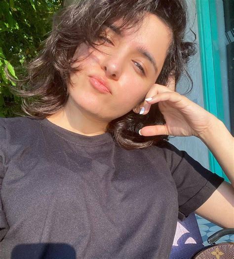 Shirley setia perky boobs 🤤💦 | Scrolller