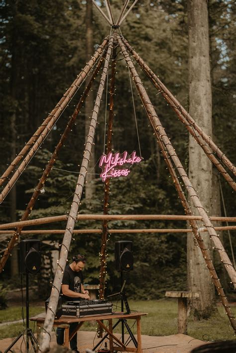 Naked tipi party dj booth | Dj booth, Outdoor restaurant design ...