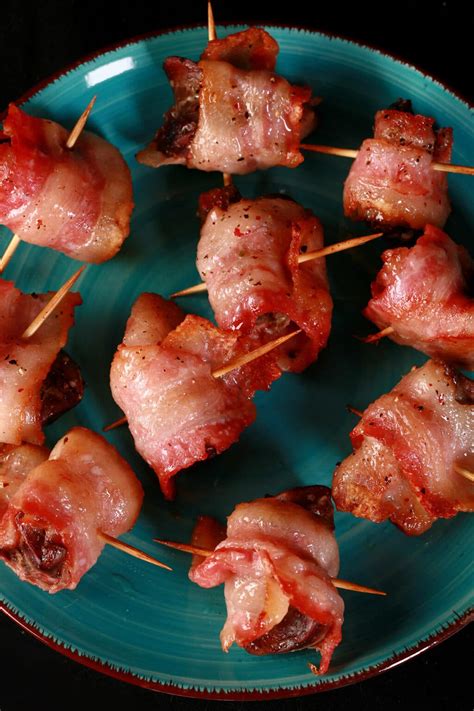 Keto Bacon Wrapped Chicken Livers Recipe - Low Carb Hoser