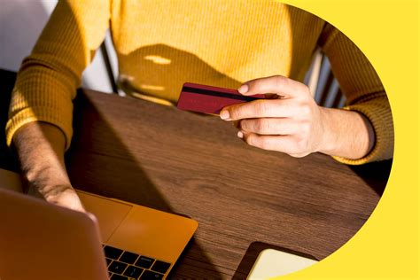 How to Use a Credit Card Responsibly: 8 Tips | EarnIn