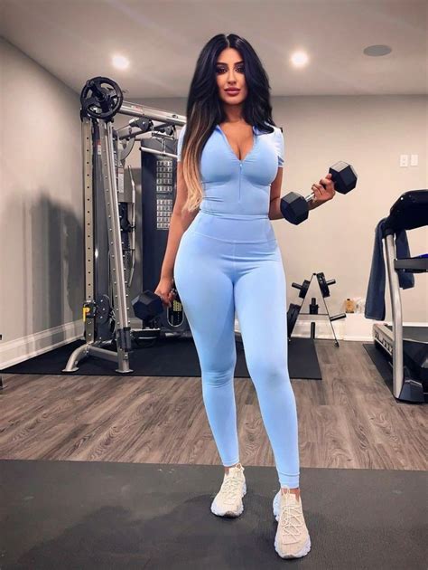 NRI Fit Desi Canadian Beauty : r/NRIBeauties
