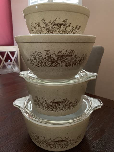 Pyrex Mushroom Pattern