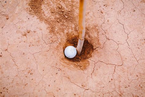 Finding the Center - The Golfer’s Journal