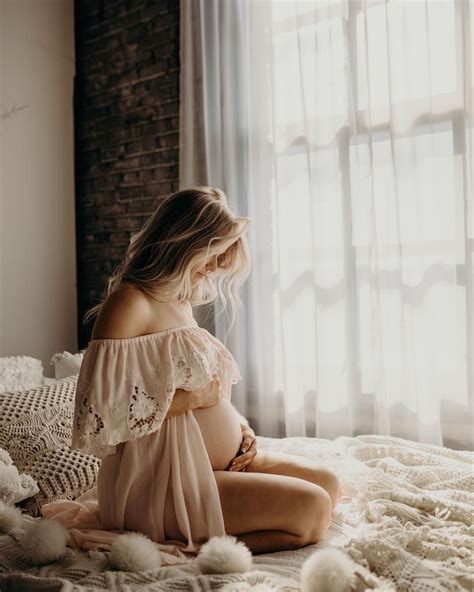 50 Cute Maternity Photo Ideas to Try in 2023