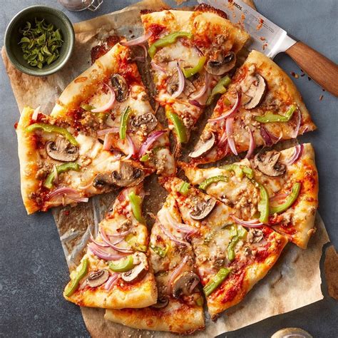 Sausage Pizza Recipe: How to Make It