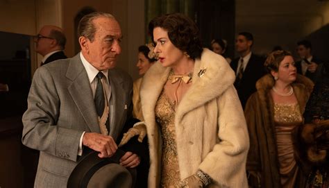 ‘The Alto Knights’ Review: A Double Helping of De Niro - The New York Times