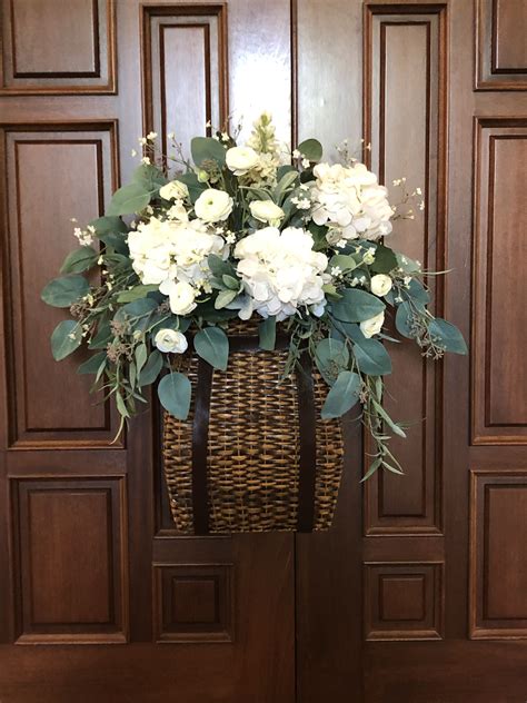 Adirondack Hanging Basket with Handwoven Rattan & Leather Straps for ...