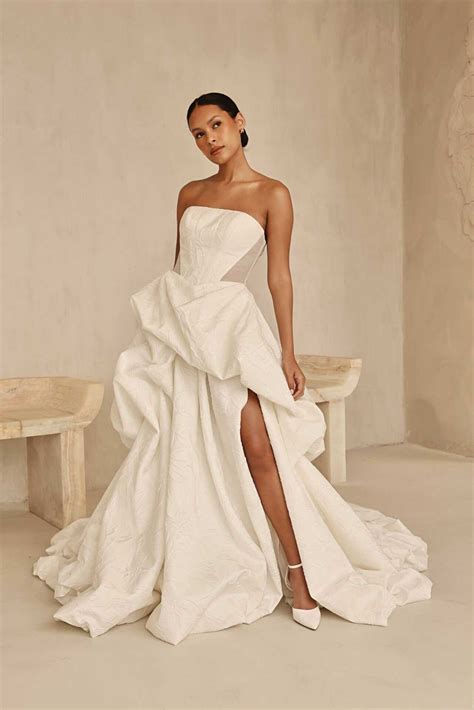 Wedding Dresses in the Greater Minneapolis St. Paul Area | Bridal Accents Couture