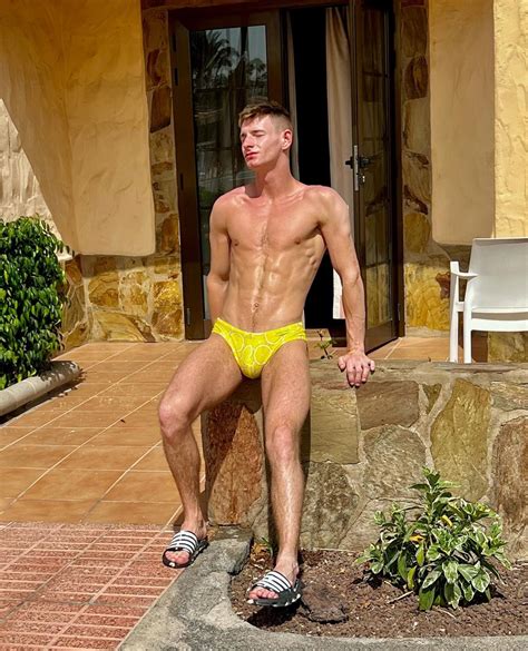 Gay Boy John Jai - Giant Bulge