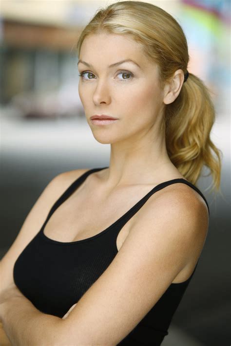 Heather Vandeven's Instagram, Twitter & Facebook on IDCrawl